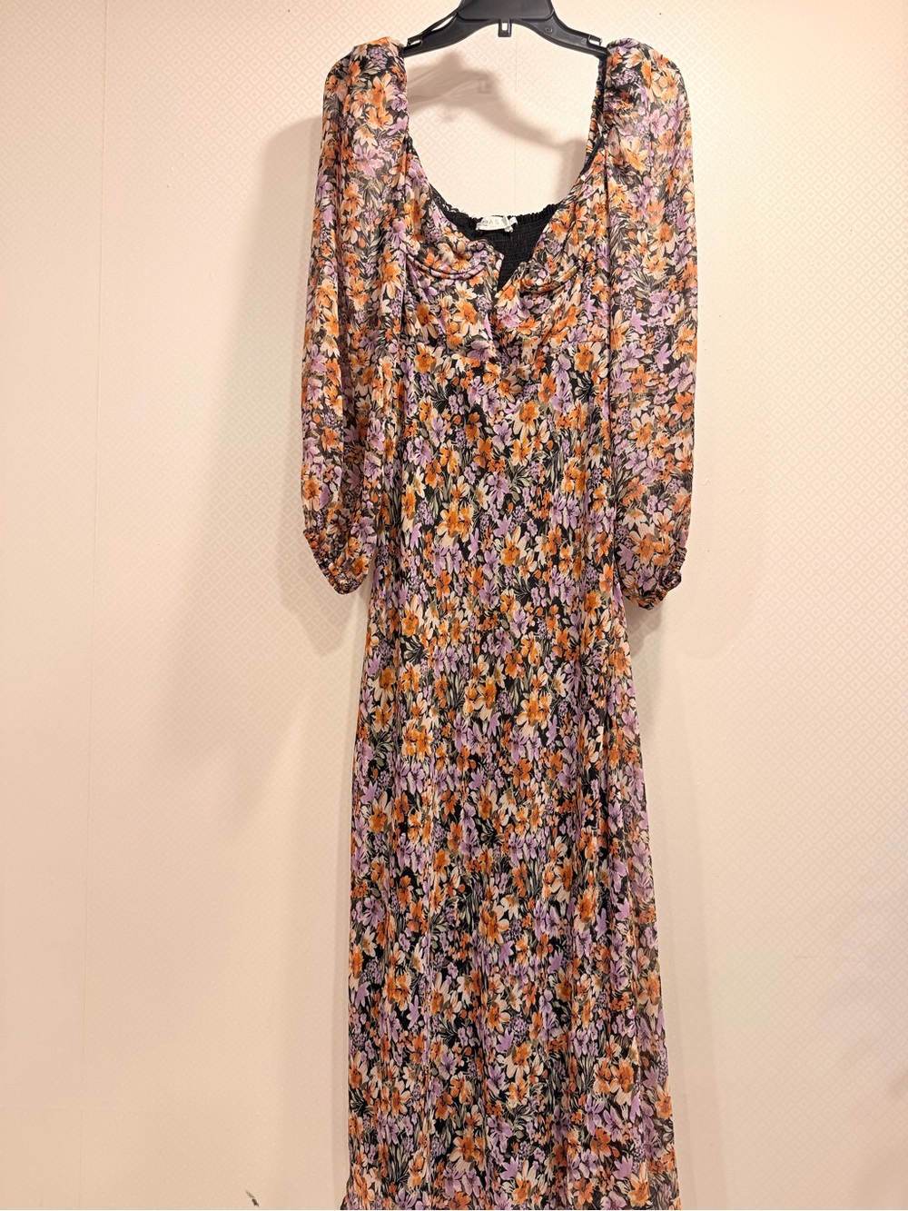 ASTR The Label Sylvie Floral Maxi Dress Size M Romantic Event Dress - Picture 2 of 16